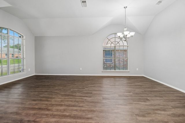 7905 Decoy Drive, Arlington, TX 76002