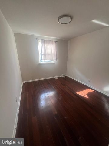 916 WINTON ST, Philadelphia, PA 19148