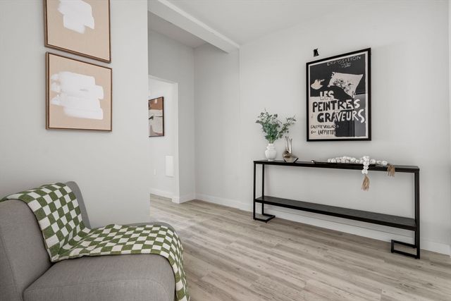 602 Canterbury U9, Boston, MA 02131