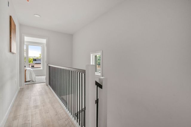 602 Canterbury U9, Boston, MA 02131