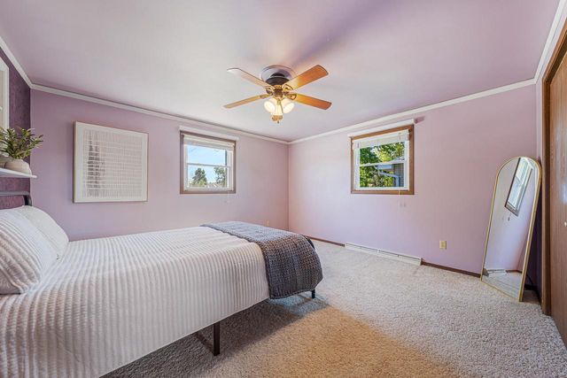 3600 E NEWBERRY STREET, Appleton, WI 54915