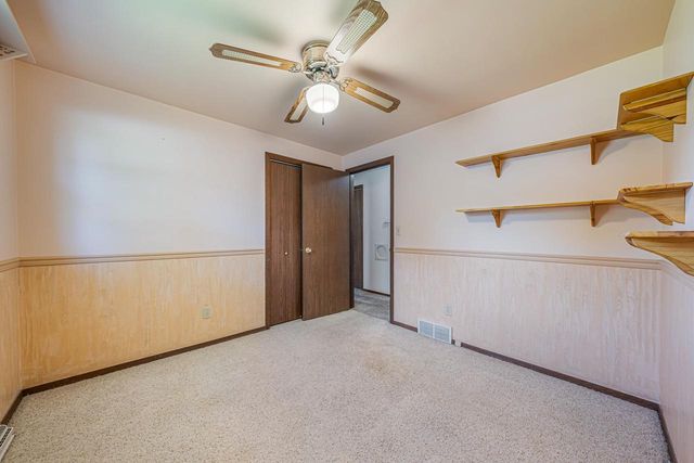 3600 E NEWBERRY STREET, Appleton, WI 54915