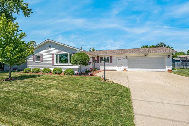 3600 E NEWBERRY STREET, Appleton, WI 54915