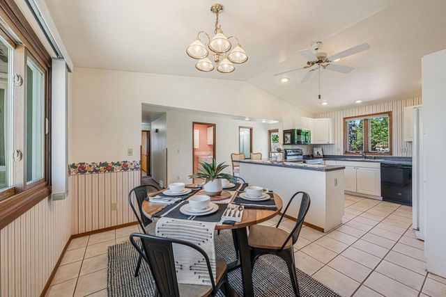 3600 E NEWBERRY STREET, Appleton, WI 54915