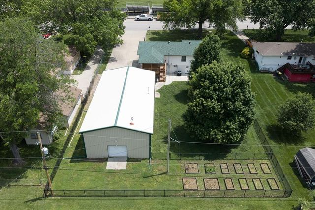 510 S 2nd Street, Lansing, KS 66048