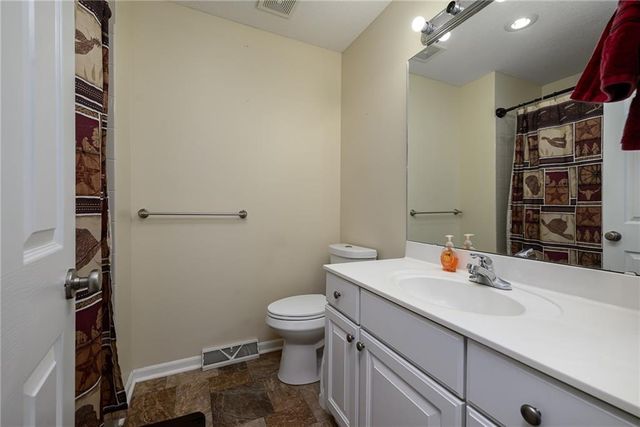 510 S 2nd Street, Lansing, KS 66048