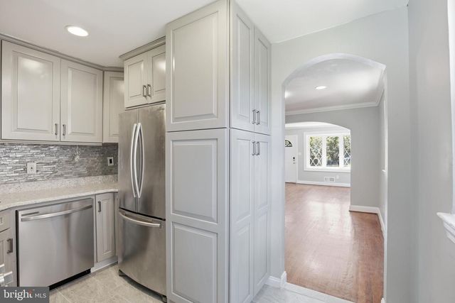 624 JEFFERSON ST NE, Washington, DC 20011