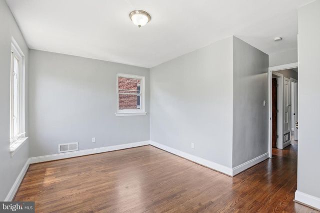 624 JEFFERSON ST NE, Washington, DC 20011