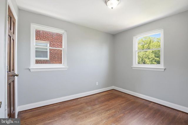 624 JEFFERSON ST NE, Washington, DC 20011