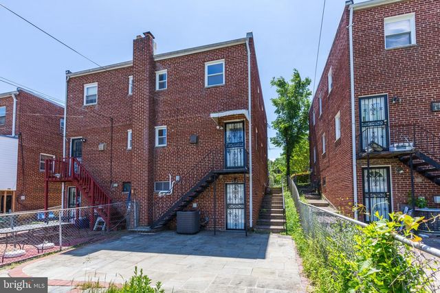 624 JEFFERSON ST NE, Washington, DC 20011