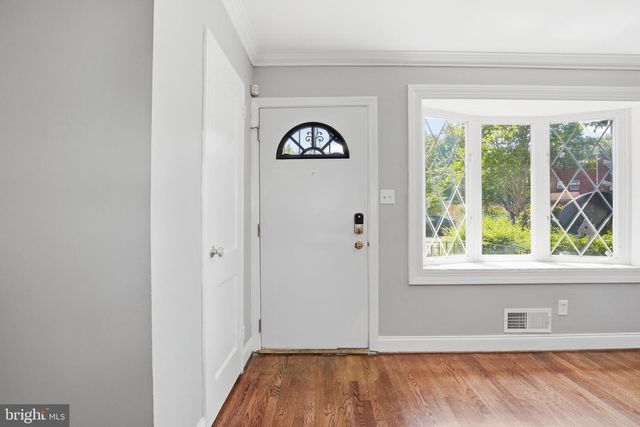 624 JEFFERSON ST NE, Washington, DC 20011
