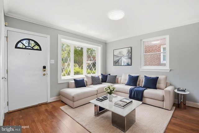 624 JEFFERSON ST NE, Washington, DC 20011
