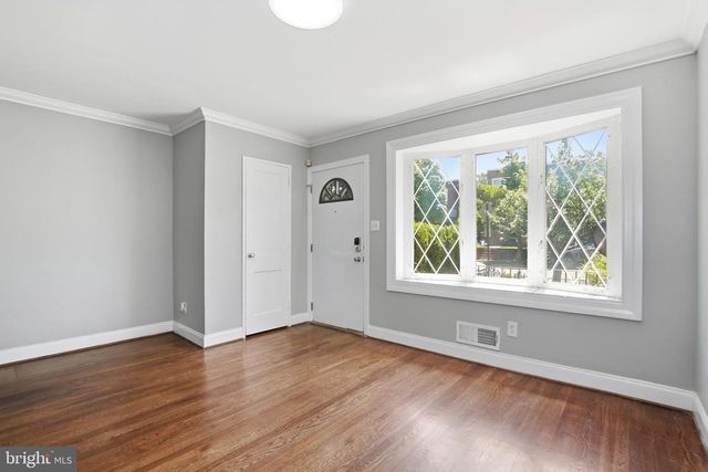 624 JEFFERSON ST NE, Washington, DC 20011