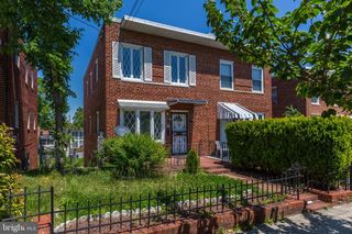 624 JEFFERSON ST NE, Washington, DC 20011