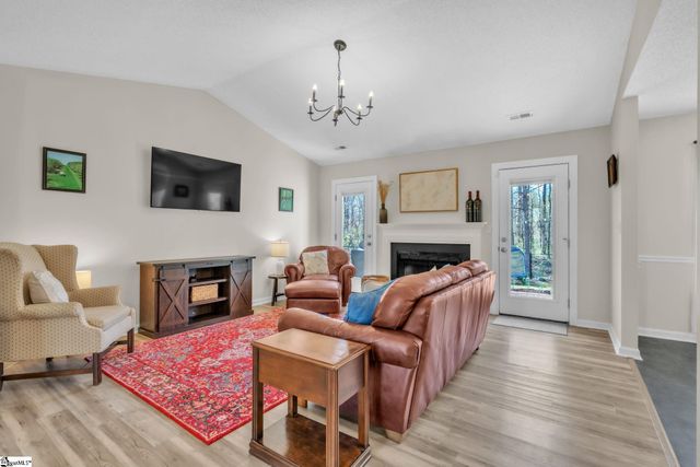 104 Boxelder Lane, Simpsonville, SC 29680