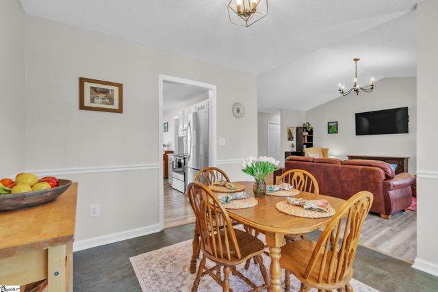 104 Boxelder Lane, Simpsonville, SC 29680