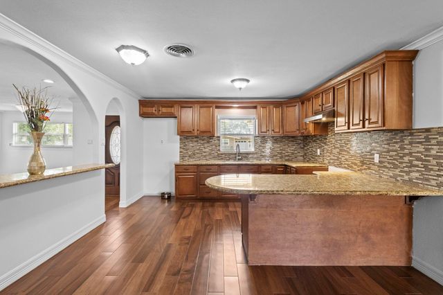 3412 Drexel Ave, Port Arthur, TX 77642