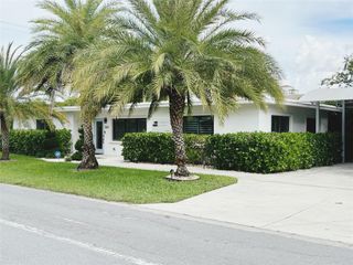 301 SW 7th Street, Fort Lauderdale, FL 33315