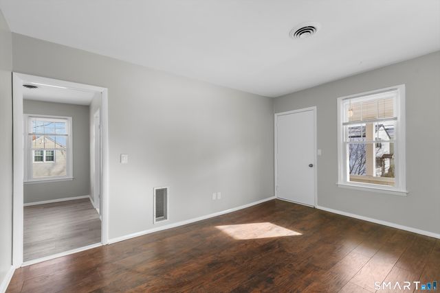 40 West Street 2, Shelton, CT 06484