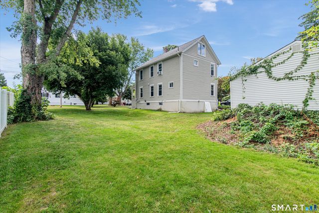 40 West Street 2, Shelton, CT 06484