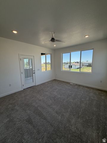 2231 S 2080 W, West Haven, UT 84401