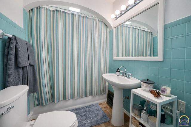 1318 SW Wayne AVE, Topeka, KS 66604