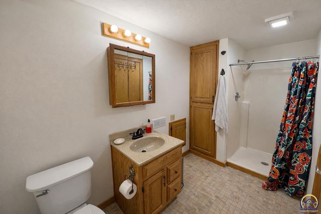 1318 SW Wayne AVE, Topeka, KS 66604