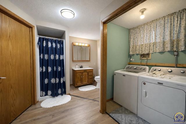 1318 SW Wayne AVE, Topeka, KS 66604