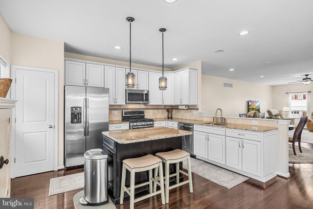 9 LANI LN, Marlton, NJ 08053