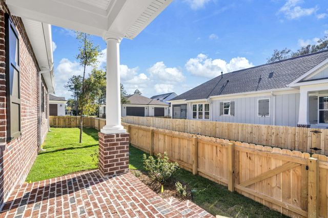 184 Caraway Drive, Niceville, FL 32578