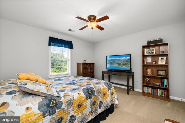 44 CLUB DR, Stafford, VA 22554
