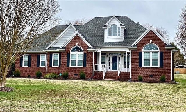 134 Kings Point DR, Suffolk, VA 23434