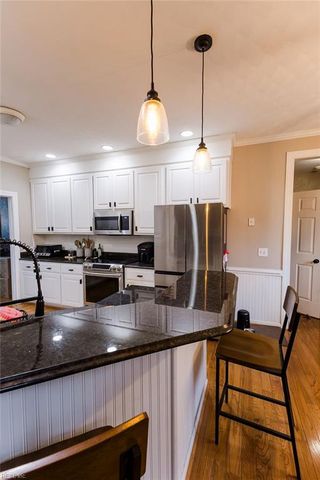 134 Kings Point DR, Suffolk, VA 23434