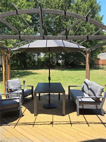 134 Kings Point DR, Suffolk, VA 23434