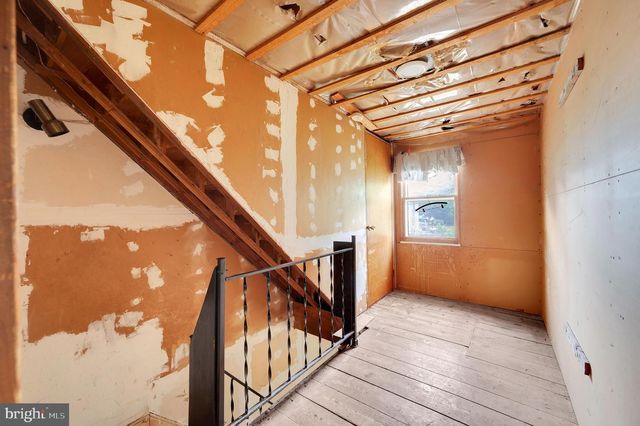 114 DIVISION ST, West Creek, NJ 08092