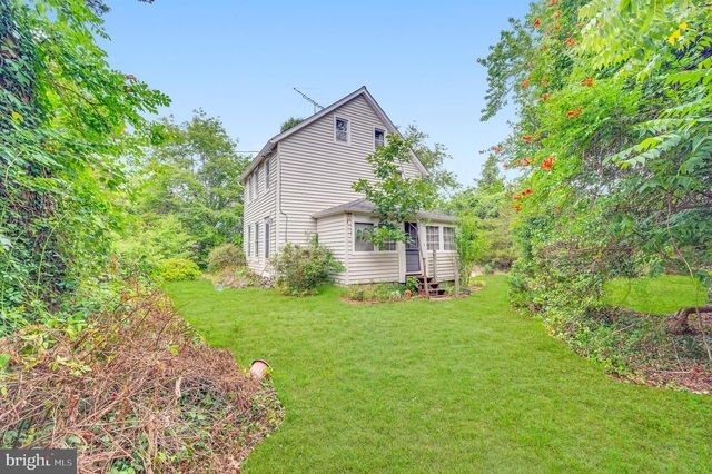 114 DIVISION ST, West Creek, NJ 08092