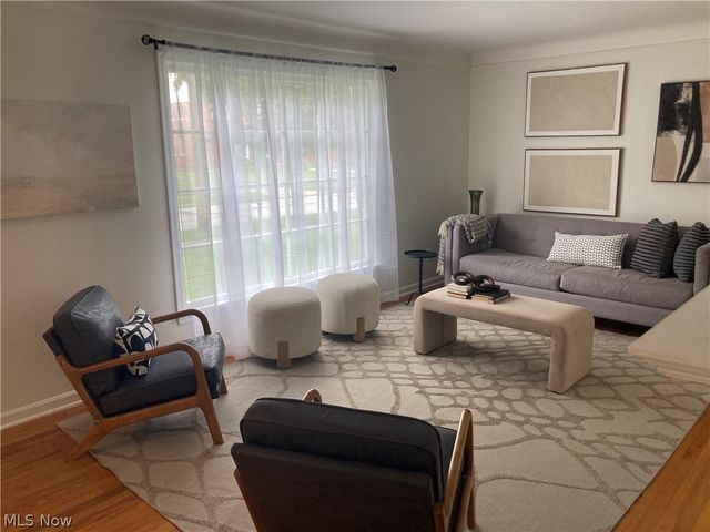 5299 Haverford Drive, Lyndhurst, OH 44124