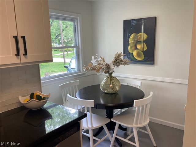 5299 Haverford Drive, Lyndhurst, OH 44124