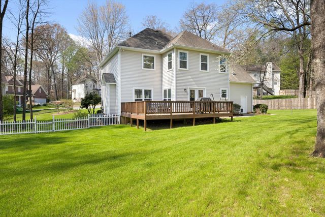 10008 Larkspur Drive, Ooltewah, TN 37363