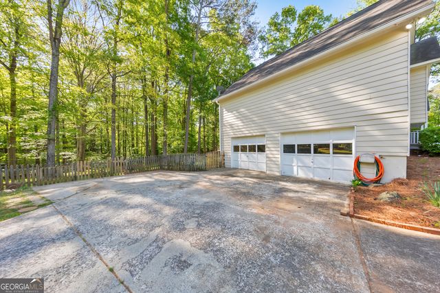 33 Boones Ridge Drive SE, Acworth, GA 30102