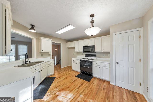 33 Boones Ridge Drive SE, Acworth, GA 30102