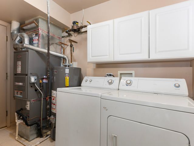 112 Waterbury Circle, Oswego, IL 60543