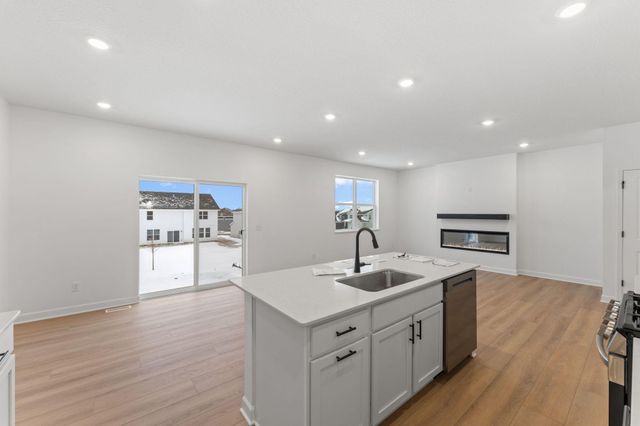 22435 Isla Way, Rogers, MN 55374