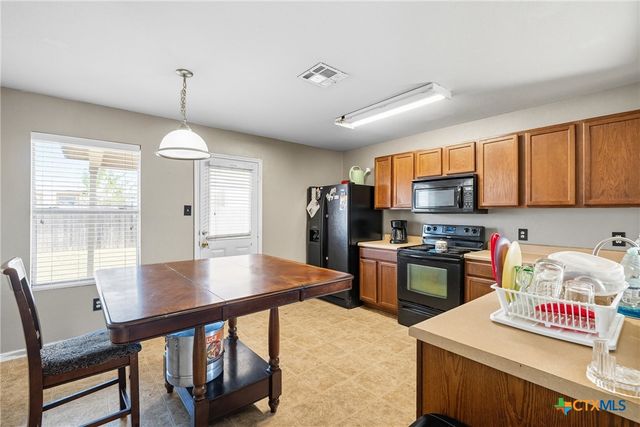 216 Avrshire Lane, Temple, TX 76502