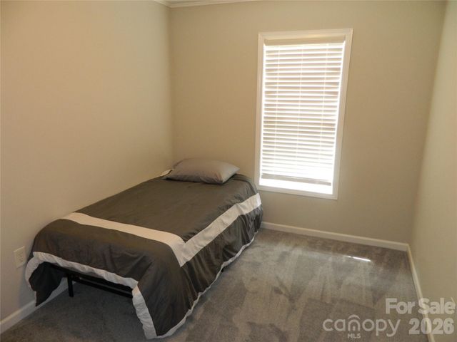 223 Linkside Court SE, Lenoir, NC 28645
