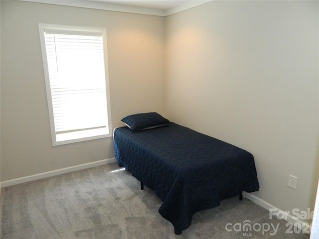223 Linkside Court SE, Lenoir, NC 28645