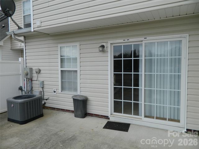 223 Linkside Court SE, Lenoir, NC 28645