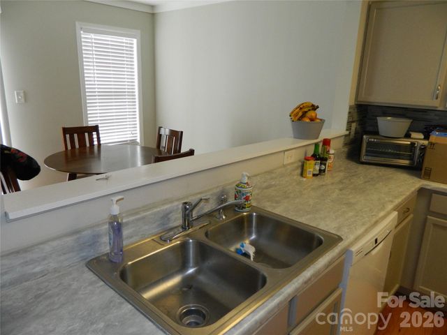 223 Linkside Court SE, Lenoir, NC 28645