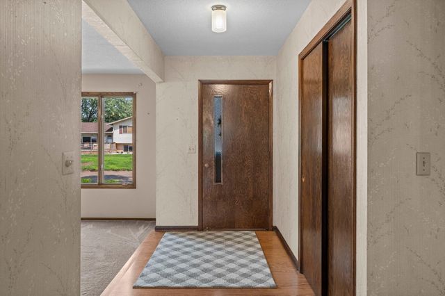 8133 Xenia Avenue N, Brooklyn Park, MN 55443