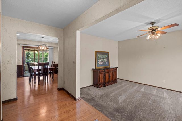 8133 Xenia Avenue N, Brooklyn Park, MN 55443